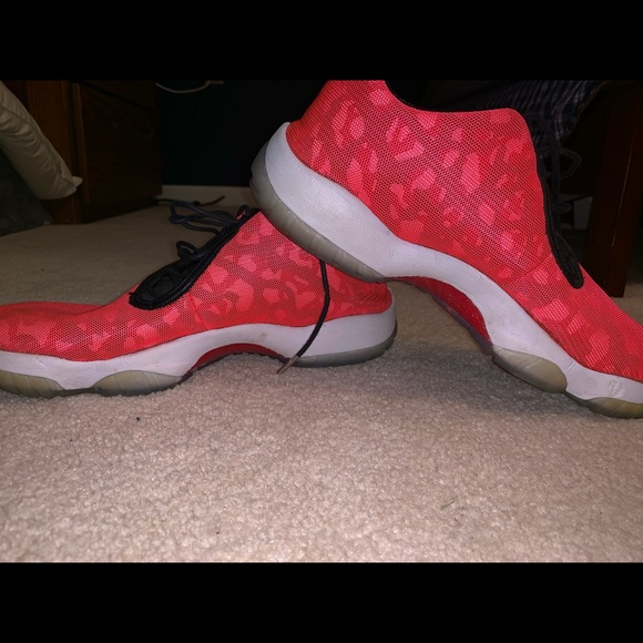 Jordan Future Low - Picture 2 of 3